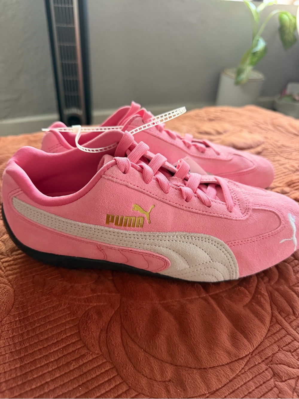 Puma speedcat Pink Suede Sneakers